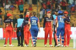 डब्ल्यूपीएल 2025 : अपने ही घर में आरसीबी की लगातार चौथी हार, डीसी के लिए शैफाली ने खेली एक और तूफानी पारी